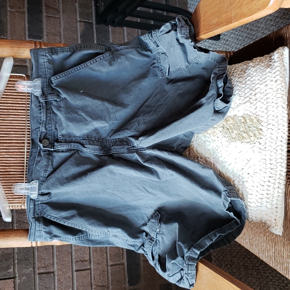 Wrangler cargo shorts, size 36